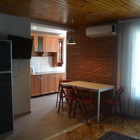 Gorgiladze 66-58 Apartman Batumi Kültér fotó